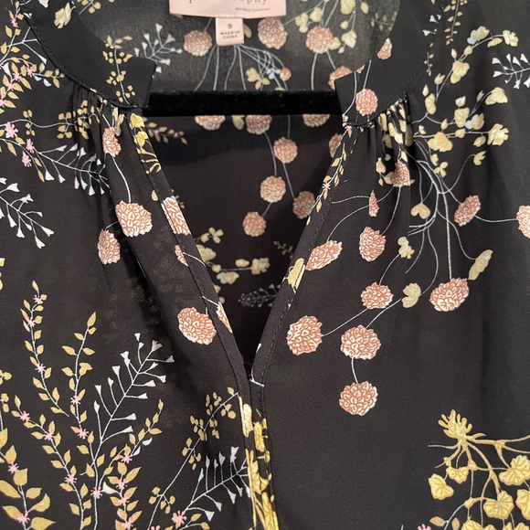 Philosophy Blouse Black Floral in a size Small - Picture 3 of 5